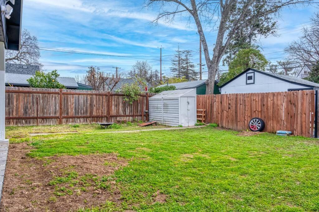 Вилла 4Br Victorian Walk To Uc Davis & Shriner Med Cen Сакраменто Экстерьер фото